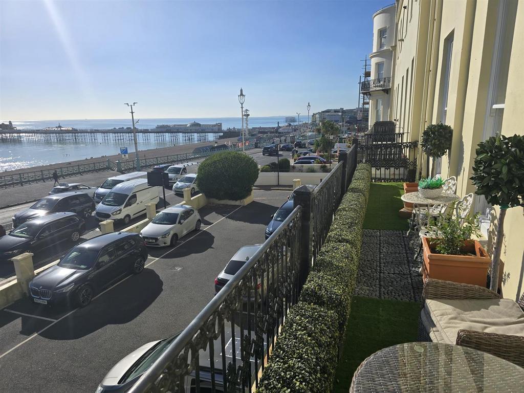 Apartment in Brighton, Kemptown - View 2