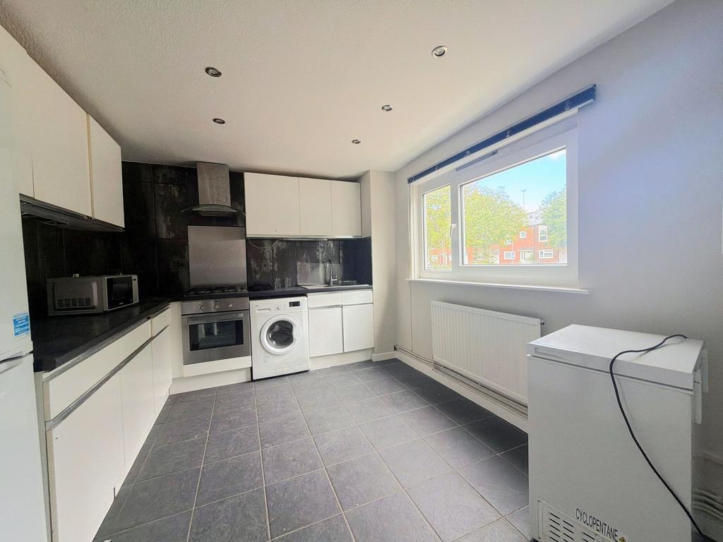 House in London - View 4
