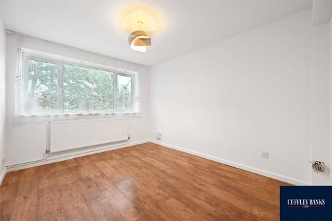 2 bedroom apartment for sale, Buckingham Avenue, Perivale, Middlesex, UB6