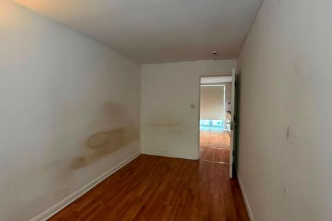 3 bedroom flat for sale, Flat 2, 69 Johnson Street, Shadwell, London, E1 0AQ