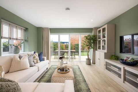 4 bedroom detached house for sale, at Abbotts Chase, Stapleford Abbotts RM4