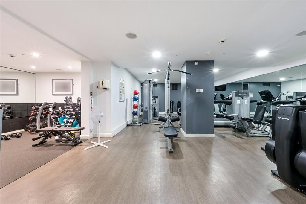 Apartment in Canary Wharf - View 5