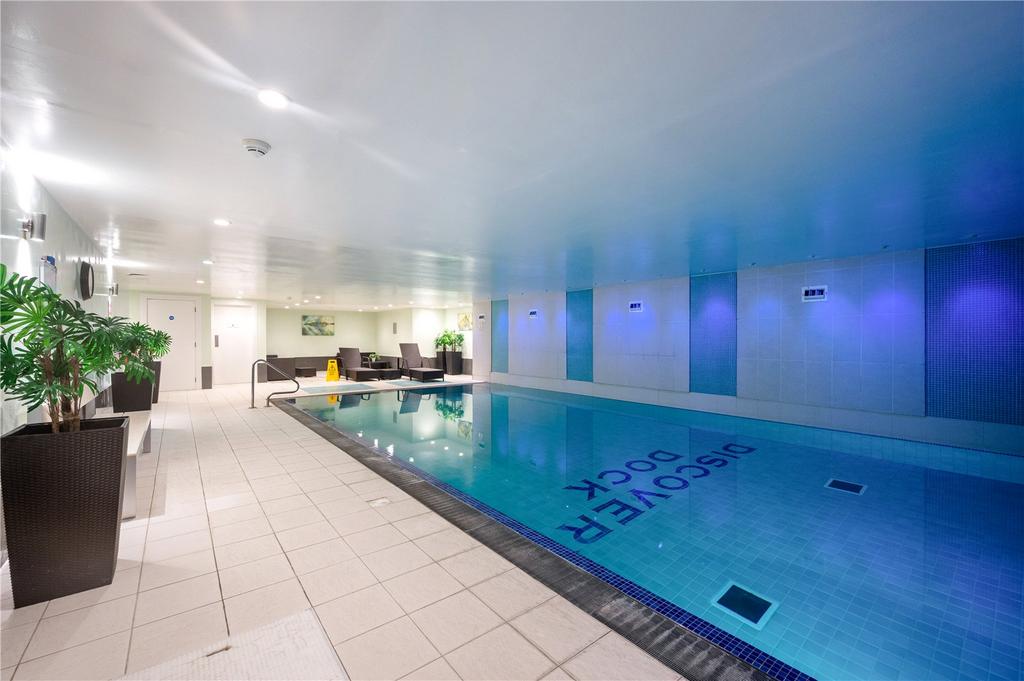 Apartment in Canary Wharf - More
