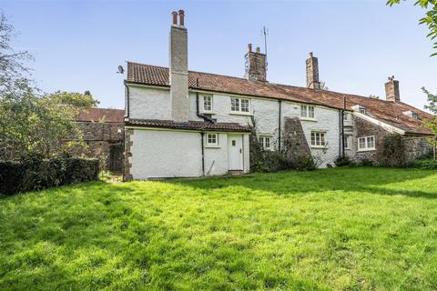 3 bedroom semi-detached house to rent, Near Hockworthy, Wellington