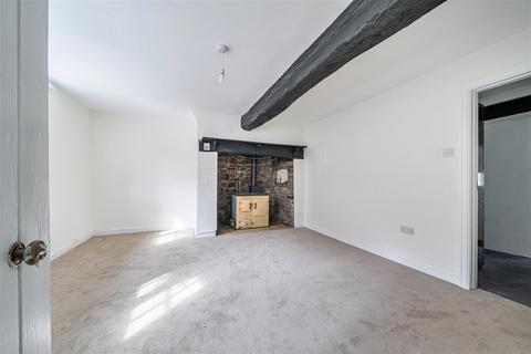 3 bedroom semi-detached house to rent, Near Hockworthy, Wellington