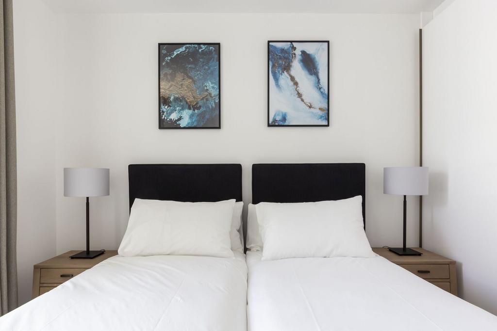 Apartment in LONDON - View 3