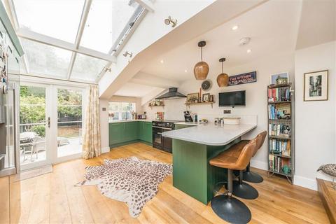 undefined, Watts Lane, Teddington TW11