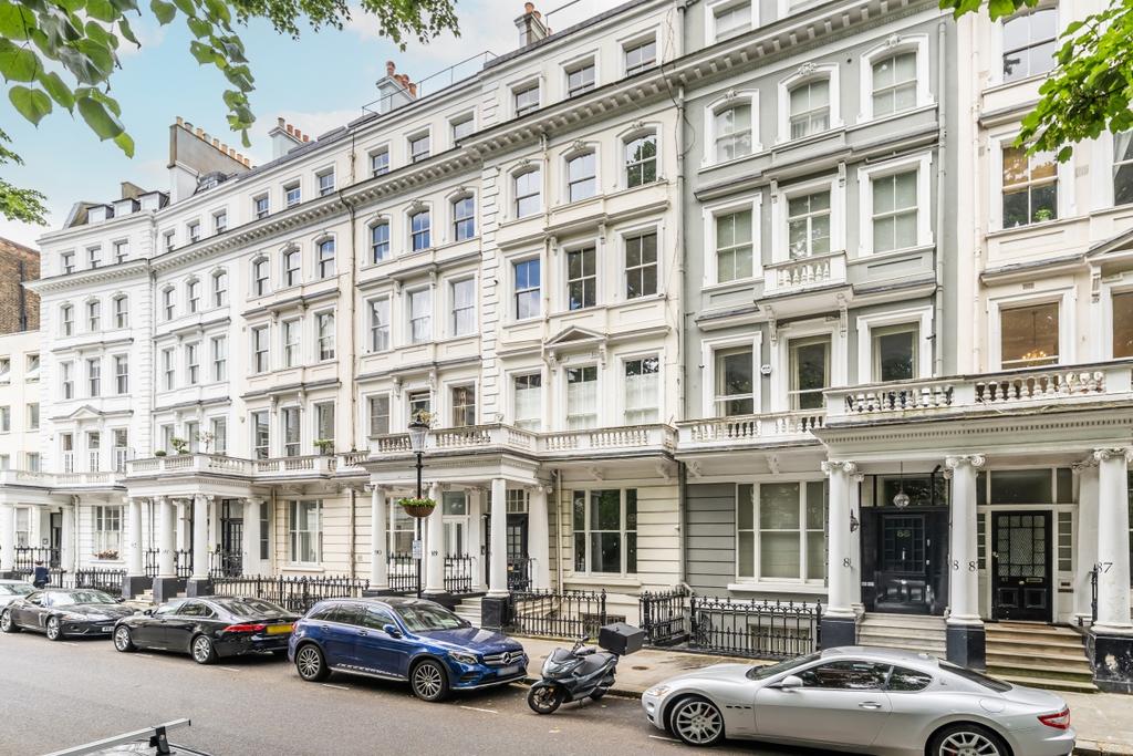 Apartment in London, South Kensington - View 3
