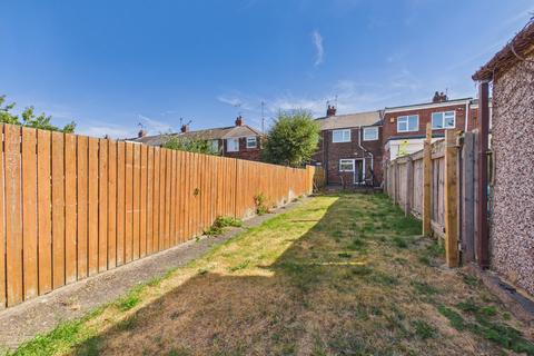 2 bedroom terraced house for sale, Hotham Drive, Hull, HU5 5LA