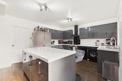 2 bedroom terraced house for sale, Tickton Grove, Hull,  HU6 8NL