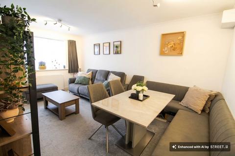 1 bedroom flat for sale, Clarence Close, Barnet, EN4