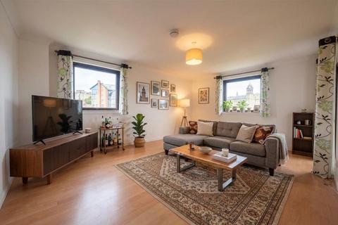 2 bedroom flat for sale, Magnum House, Seagate, Dundee