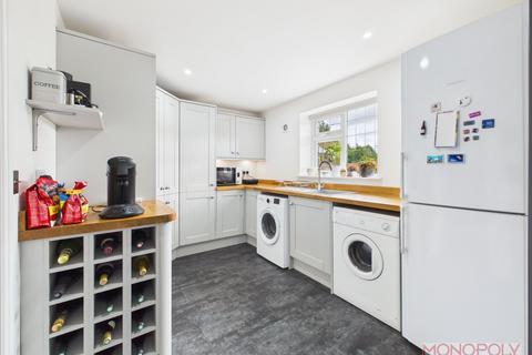 3 bedroom end of terrace house for sale, Park View, Rossett, LL12