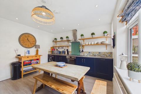 3 bedroom semi-detached house for sale, Mumbles, 10a Well Close Square, Whitby