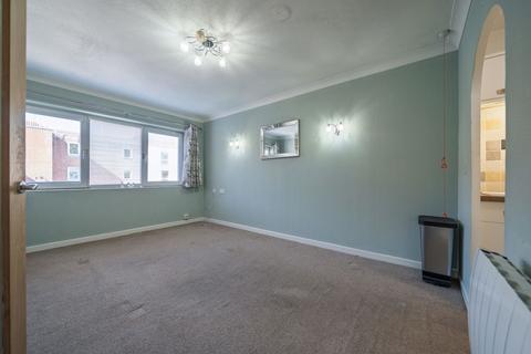 1 bedroom apartment for sale, Brinton Lane, Hythe, Southampton, Hampshire, SO45 6EE