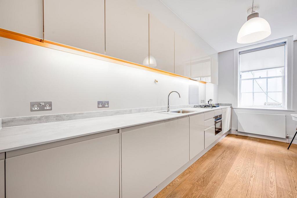 Apartment in Marylebone - View 5
