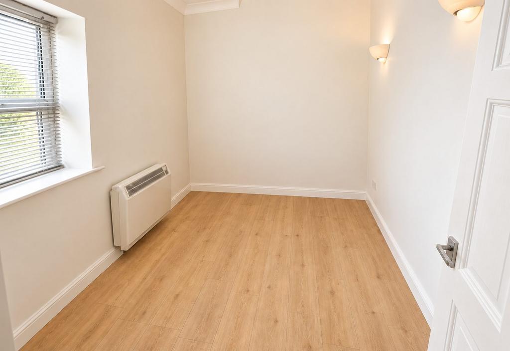 Apartment in Southampton - View 4