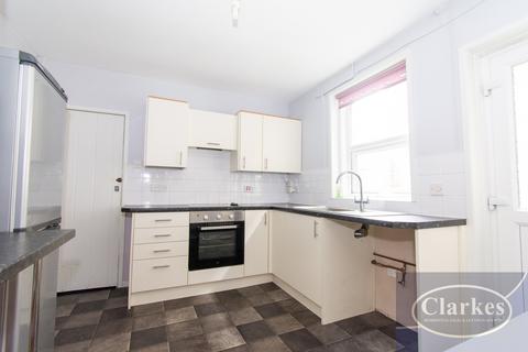 4 bedroom detached house to rent, Hankinson Road, Bournemouth, Dorset