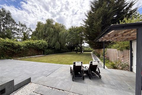 5 bedroom semi-detached house for sale, Bromley Common, Bromley