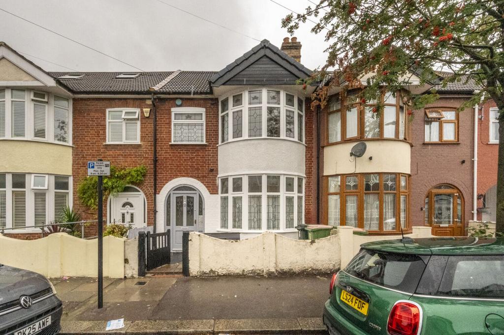House in London - View 2