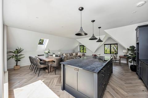 2 bedroom apartment for sale, Copsem Manor, Oxshott KT10