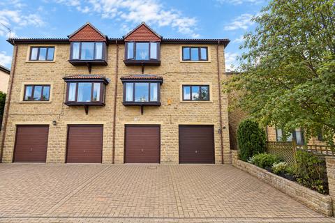 undefined, Nab Wood Drive, Bradford BD18