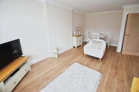 undefined, Nab Wood Drive, Bradford BD18