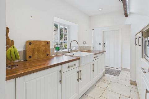 2 bedroom cottage for sale, Ashford In The Water, Bakewell