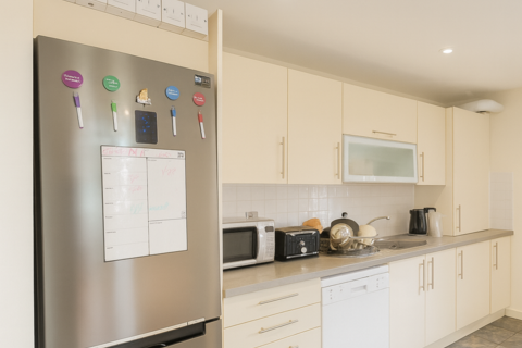 1 bedroom in a house share to rent, Baker Street, London NW8
