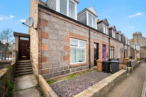 2 bedroom flat to rent, Hardgate, Aberdeen