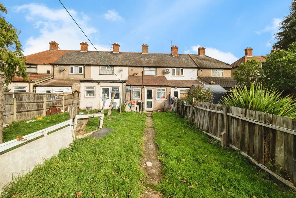 House in Dagenham - View 5