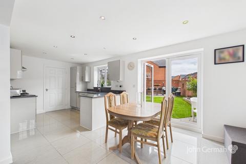 4 bedroom detached house for sale, Kesbrook Drive, Overseal