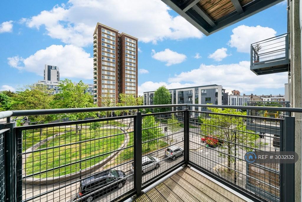 Apartment in London - View 5