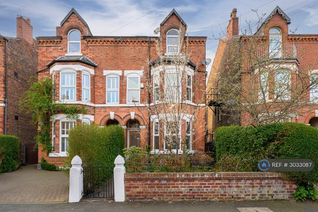 House in Manchester, Greater Manchester - View 2