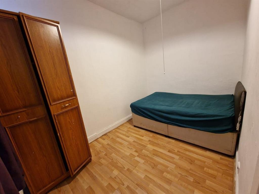 House in Manchester, Levenshulme - View 4
