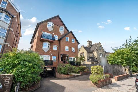 Bromley Road, Beckenham, BR3