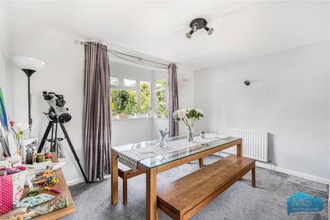 4 bedroom semi-detached house for sale, Bellevue Road, Friern Barnet, London, N11