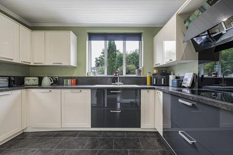 4 bedroom detached house for sale, Glenhurst Avenue, Bexley