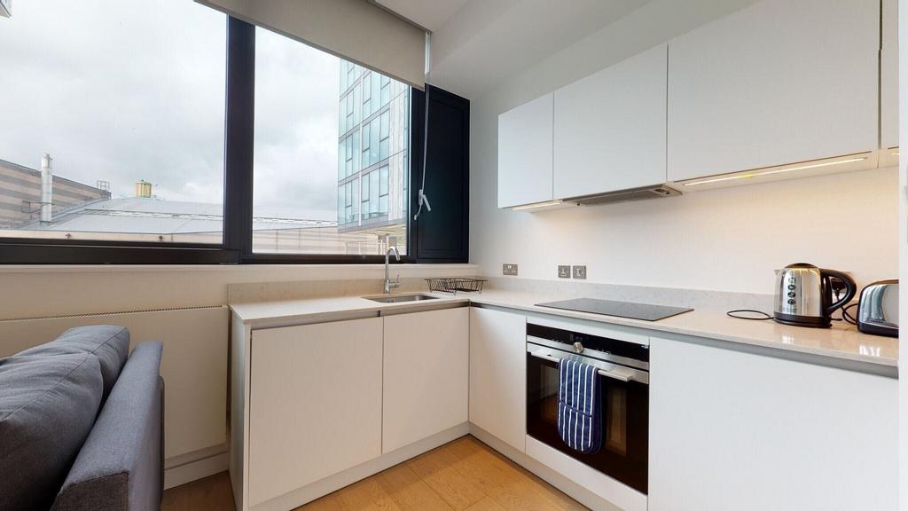 Apartment in London - View 2