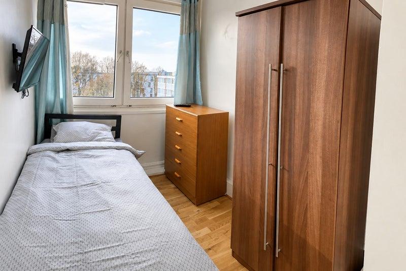 House in London - View 3