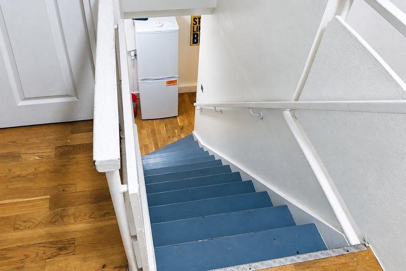 House in London - View 5