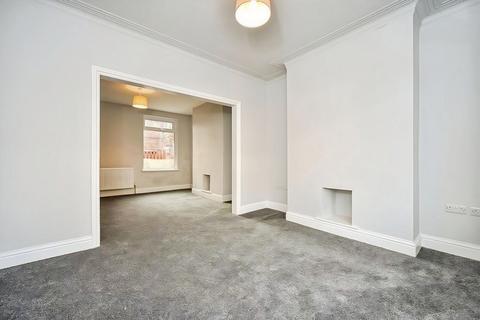 2 bedroom terraced house to rent, Rensburg Street, Hull, HU9