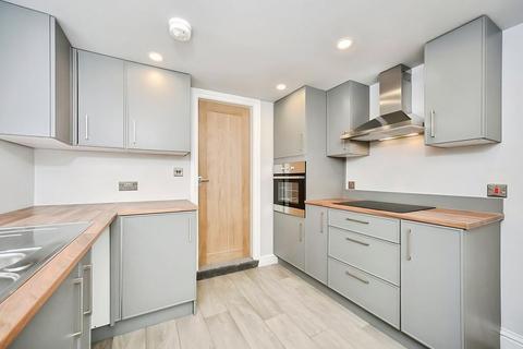 2 bedroom terraced house to rent, Rensburg Street, Hull, HU9