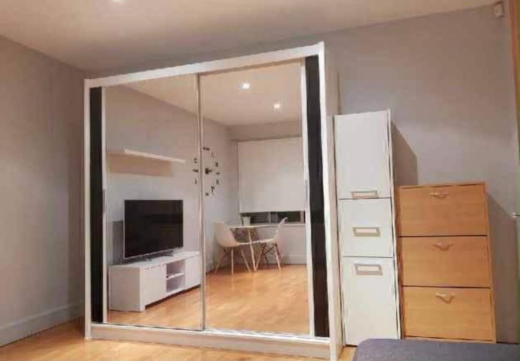 Apartment in London - View 3