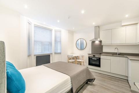 Studio to rent, Finborough Road, Chelsea, London, SW10