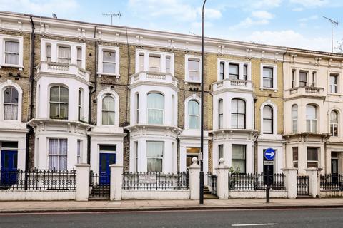 Studio to rent, Finborough Road, Chelsea, London, SW10
