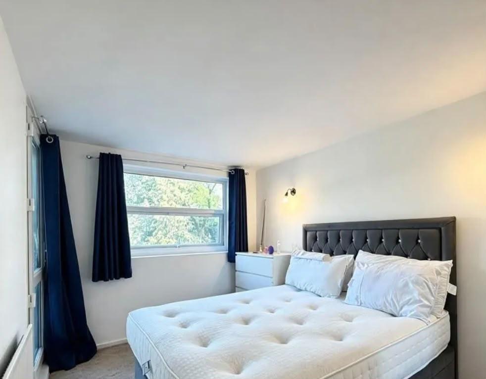 Apartment in London - View 2