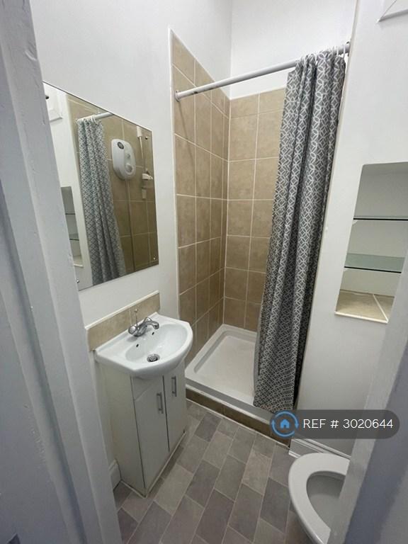 Apartment in Glasgow - More