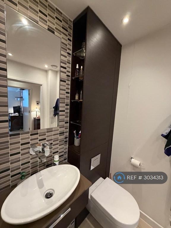 Apartment in London - View 3
