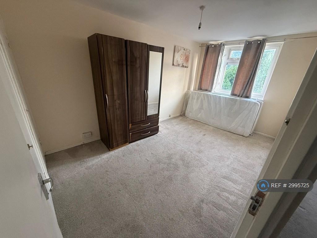 House in Chigwell - View 3